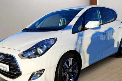 Hyundai ix20 65.100 km 11.490 &euro; Bremerhaven 27568