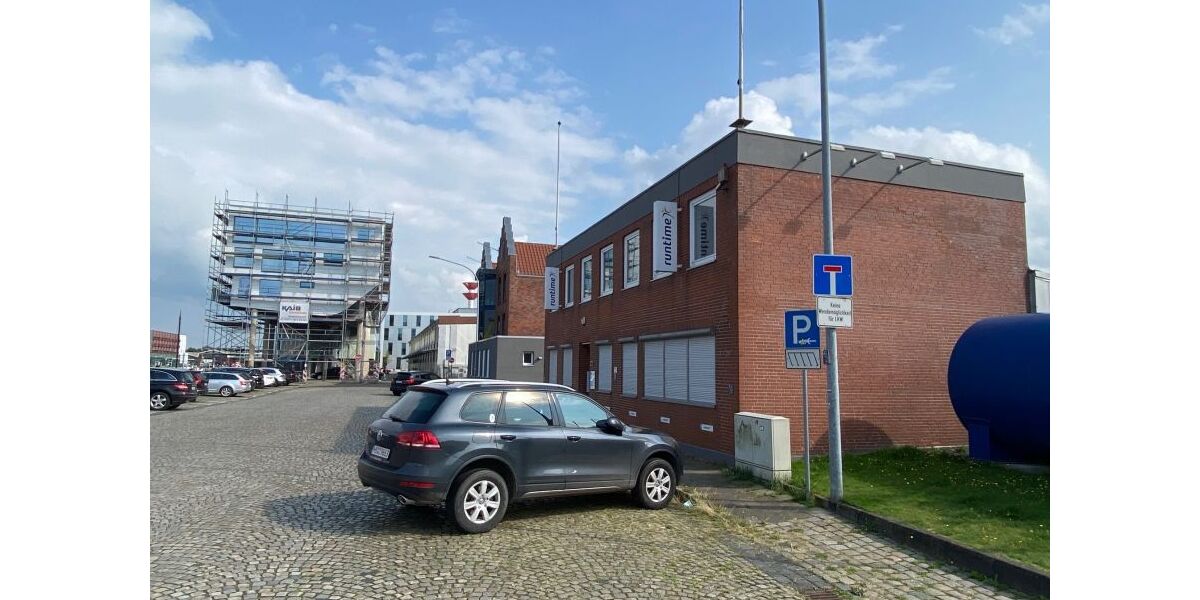 Provisionsfrei* Gewerbehof - 2 Bürogebäude, 240 m² Lager & 13 Garagen direkt am Wasser - Gewerbeobjekt Bremerhaven Fischereihafen (Stadtteil) | Angebot:24480932