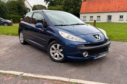 Peugeot 207 118.500 km 3.500 &euro; Ovelgönne 26939