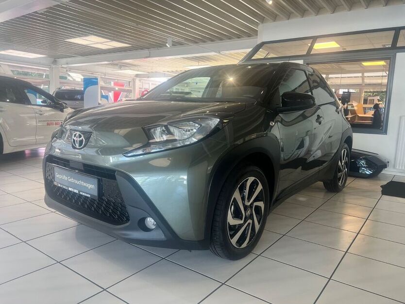 Aygo (X)