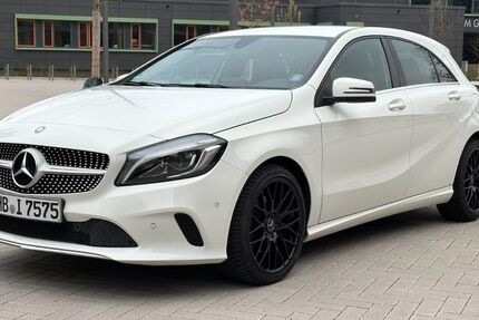 Mercedes-Benz A 180 84.775 km 12.950 &euro; Bremerhaven 27576
