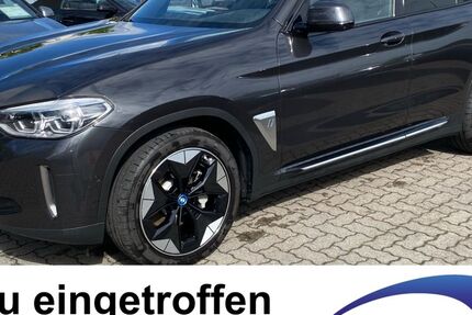 BMW iX3 32.806 km 34.950 &euro; Bremerhaven 27580