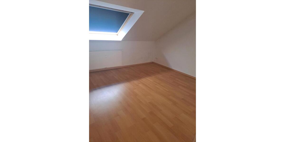 Dachgeschoßwohnung Wurster Nordseeküste - 3 Zimmer, 80 m&sup2;, 175.000&euro; | Angebot:27081558