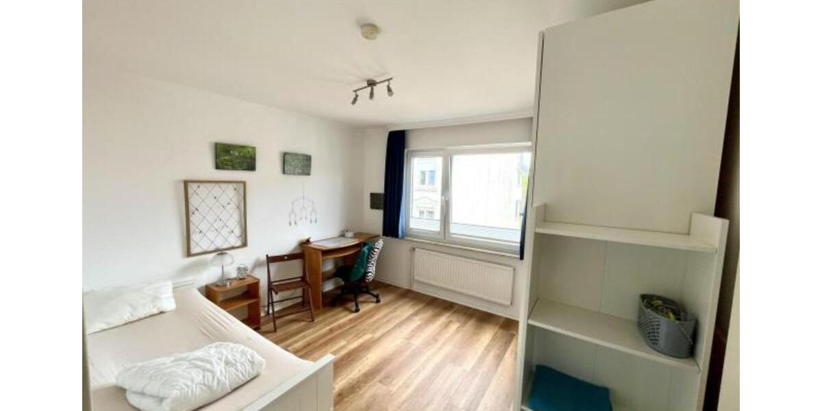 Etagenwohnung Bremerhaven Mitte - 2 Zimmer, 57 m&sup2;, 460&euro; | Angebot:24921131