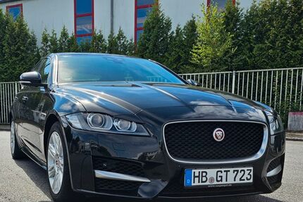 Jaguar XF 181.000 km 15.400 € Bremen 28307