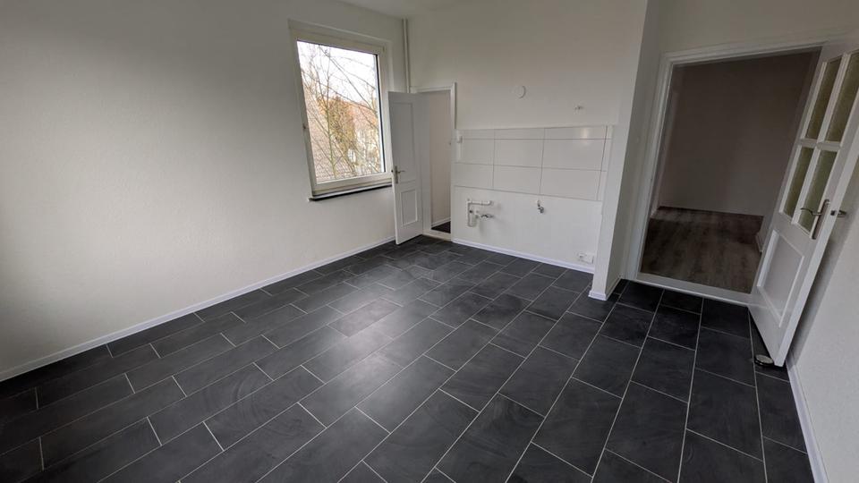 Etagenwohnung Bremerhaven Geestemünde - 3.5 Zimmer, 120 m&sup2;, 810&euro; | Angebot:24867687