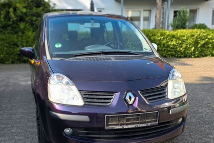 Renault Modus 151.700 km 2.400 &euro; Bremerhaven 27570