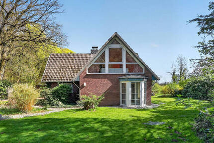 Haus Beverstedt - 7 Zimmer, 212 m&sup2;, 259.000&euro; | Angebot:26319373