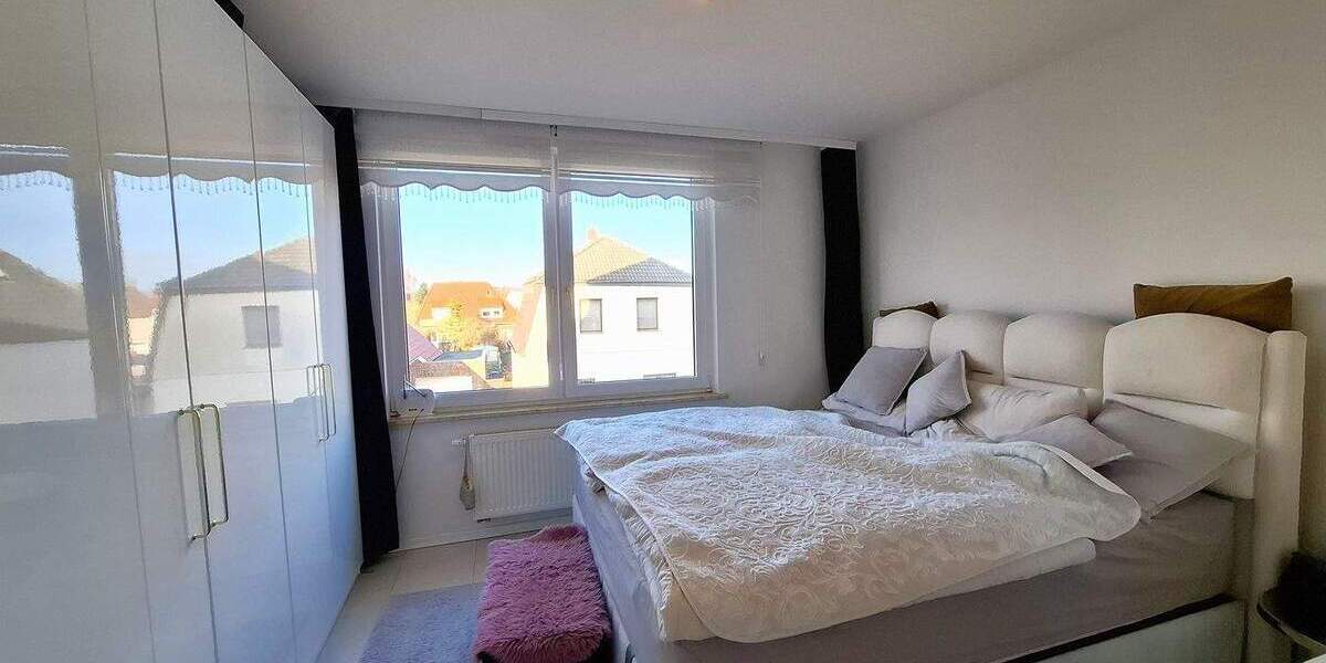 Mehrfamilienhaus, Wohnhaus Nordenham - 8 Zimmer, 192 m&sup2;, 329.000&euro; | Angebot:25335813