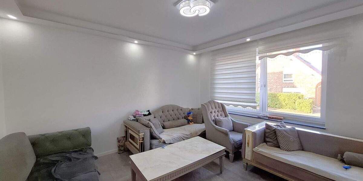 Mehrfamilienhaus, Wohnhaus Nordenham - 8 Zimmer, 192 m&sup2;, 329.000&euro; | Angebot:25335813