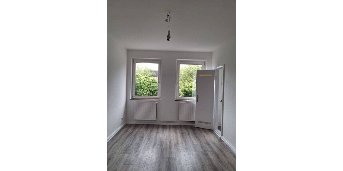 Etagenwohnung Bremerhaven Geestemünde - 2 Zimmer, 40 m&sup2;, 410&euro; | Angebot:26702881