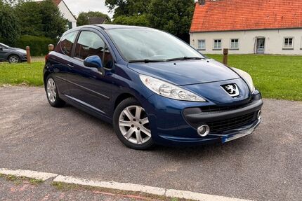 Peugeot 207 118.500 km 2.900 &euro; Ovelgönne 26939