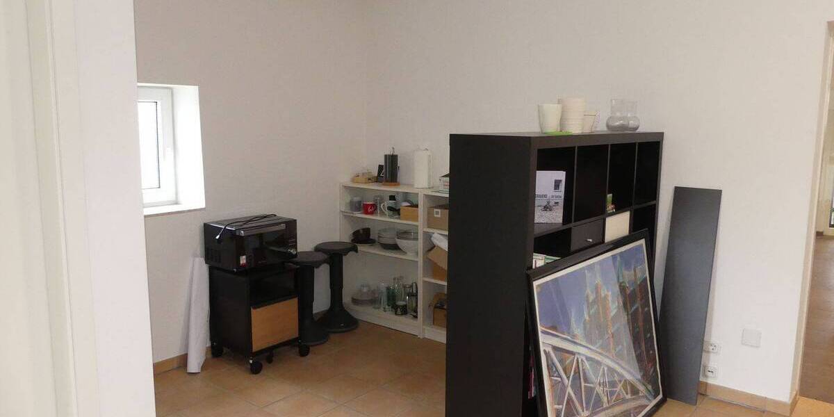 Gewerbeobjekt Butjadingen Burhave - 4 Zimmer, 107 m&sup2;, 1.000&euro; | Angebot:26189942