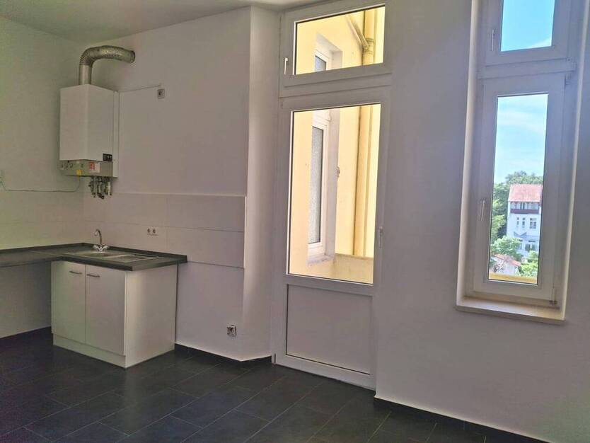 2 ZKB im 2.OG in der Hafenstraße 11 zu vermieten mit Balkon und modernem Duschbad
