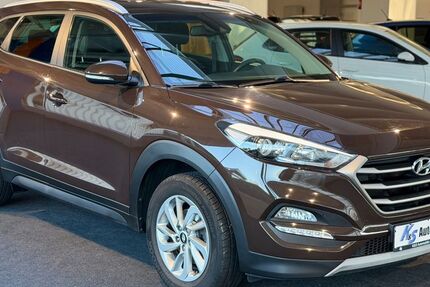 Hyundai TUCSON 64.000 km 16.350 &euro; Bremerhaven 27568