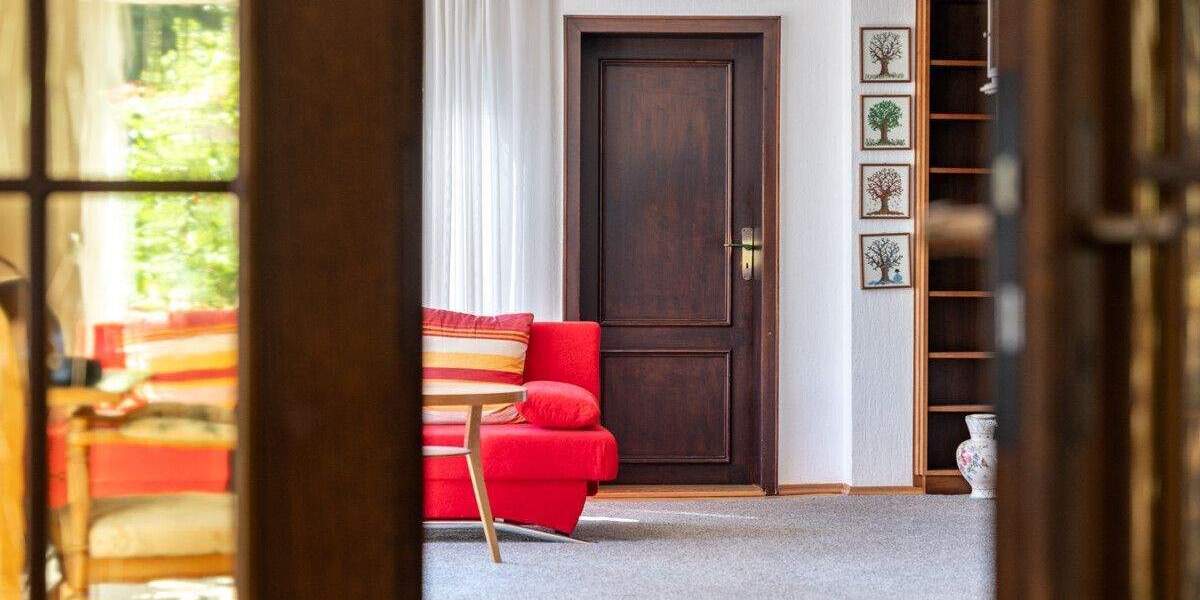 Einfamilienhaus Bremerhaven Lehe - 8 Zimmer, 258 m&sup2;, 399.000&euro; | Angebot:25835579