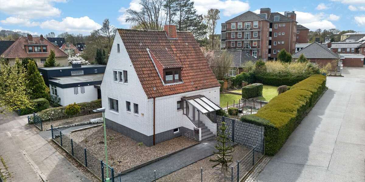 Einfamilienhaus Bremerhaven Schiffdorferdamm - 5 Zimmer, 105 m&sup2;, 219.000&euro; | Angebot:26252584