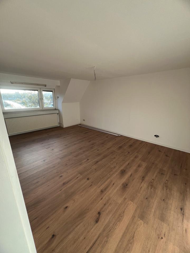 Helle 3-Zimmer Wohnung mit Balkon in Bremerhaven-Surheide zimmer
