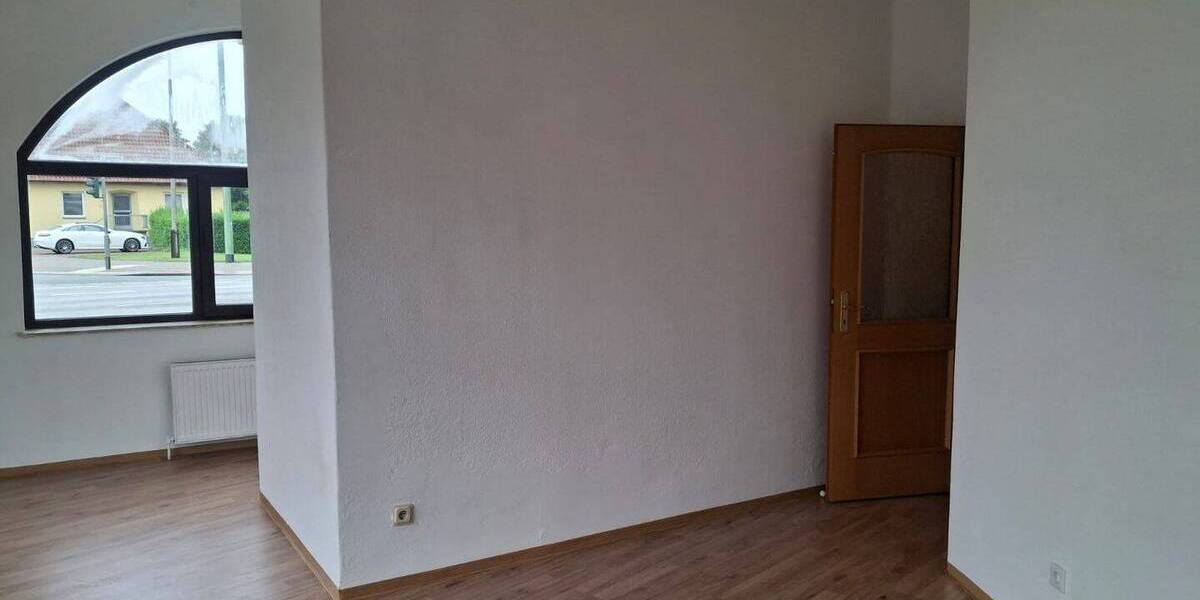 Etagenwohnung Bremerhaven Mitte - 3 Zimmer, 86 m&sup2;, 550&euro; | Angebot:26568855