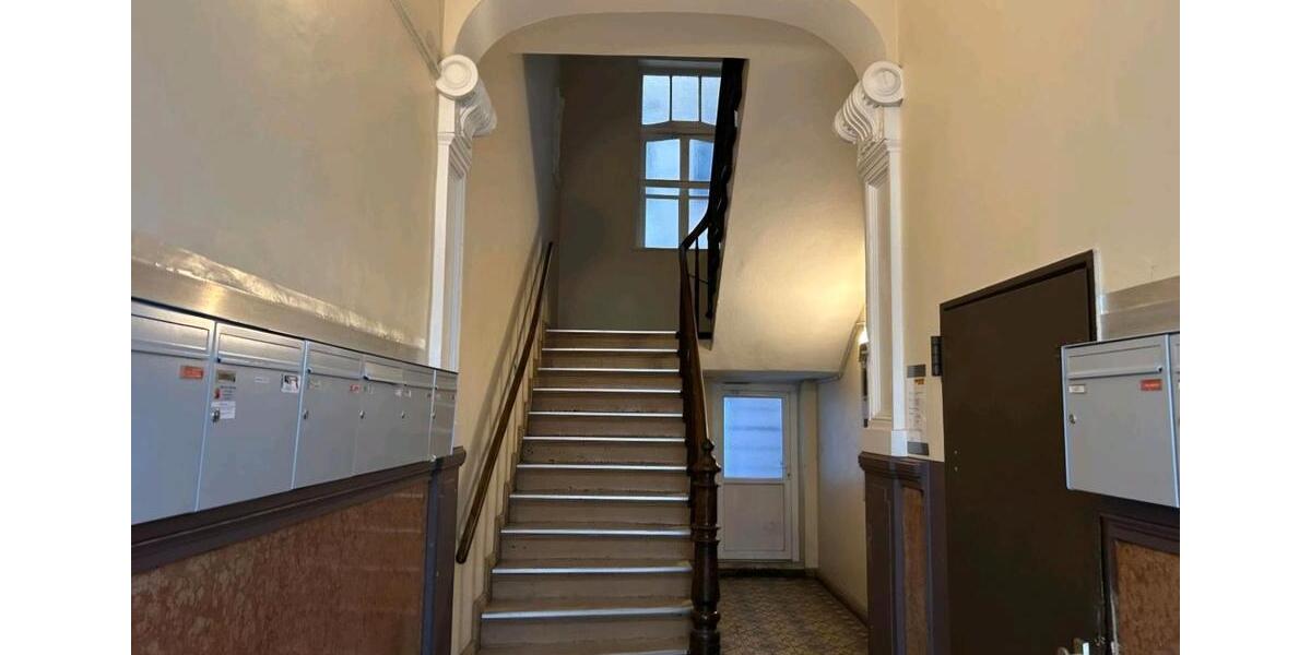 Etagenwohnung Bremerhaven Mitte - 5 Zimmer, 130 m&sup2;, 142.000&euro; | Angebot:26244884