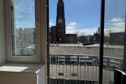 Wohnung Bremerhaven Mitte - 2.5 Zimmer, 60 m&sup2;, 828&euro; | Angebot:27642548