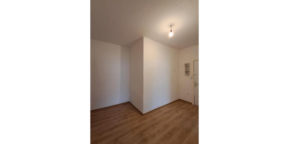 Etagenwohnung Bremerhaven Mitte - 2 Zimmer, 69 m&sup2;, 420&euro; | Angebot:24851558