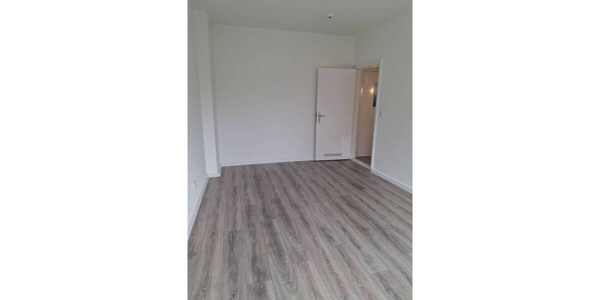 Etagenwohnung Bremerhaven Geestemünde - 2 Zimmer, 40 m&sup2;, 410&euro; | Angebot:26702881
