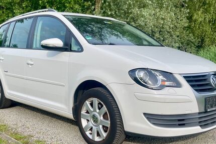 VW Touran 298.000 km 2.790 € Bremen 28197