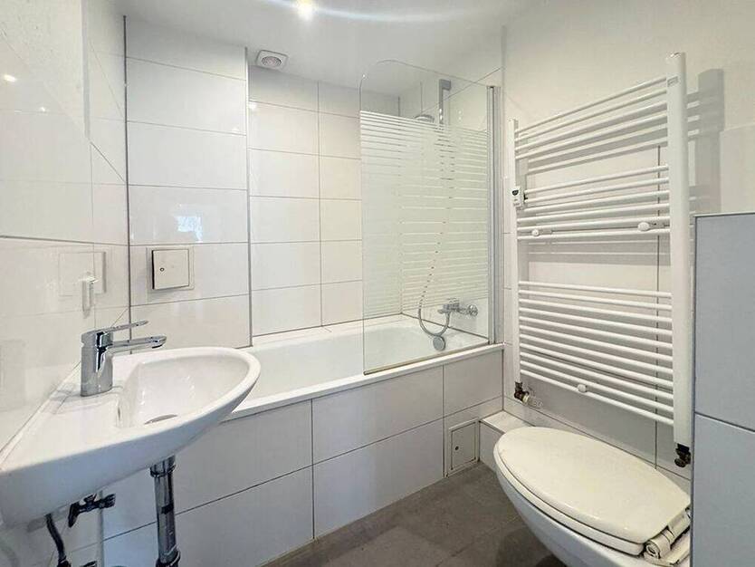 Neustadt Großzügige 4-Zimmer-Wohnung in zentraler Lage