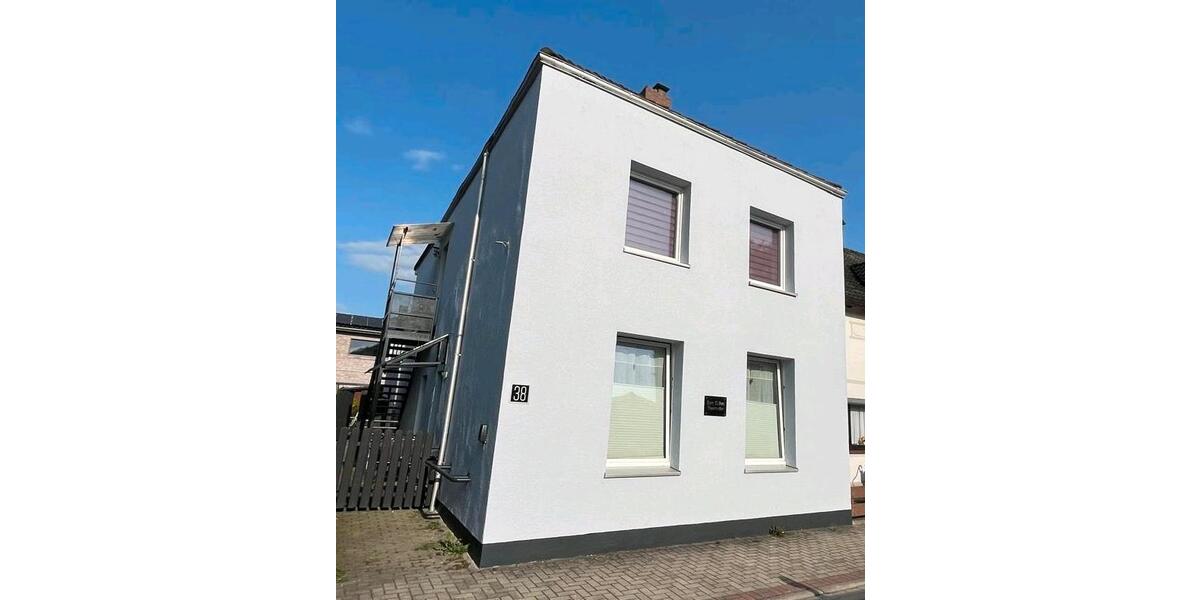 Schöne Erdgeschosswohnung in attraktiver Lage 3.5 zimmer