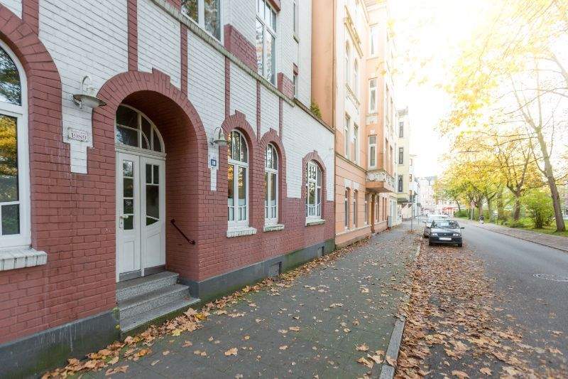 Etagenwohnung Bremerhaven Lehe - 3 Zimmer, 89 m&sup2;, 570&euro; | Angebot:25699021