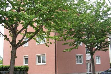 Sehr schöne 2. Zimmerwohnung im Dachgeschoss