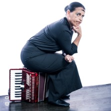 Carmela de Feo - Froschkönigin - 20 Jahre La Signora 24.09.2026 Kulturzentrum Pumpwerk