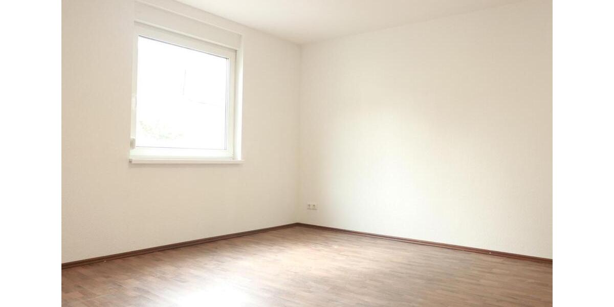 3-Zimmer Wohnung mit Küche und Fußbodenheizung in Brake 3 zimmer