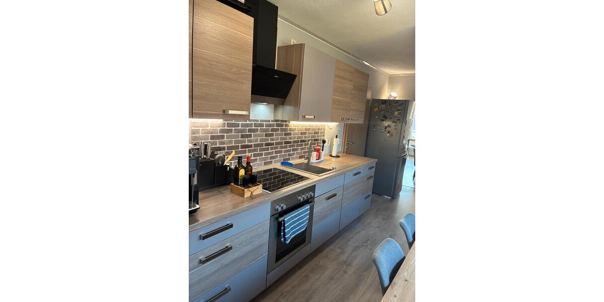 Dachgeschoßwohnung Bremerhaven Schiffdorferdamm - 3 Zimmer, 96 m&sup2;, 199.000&euro; | Angebot:25580552