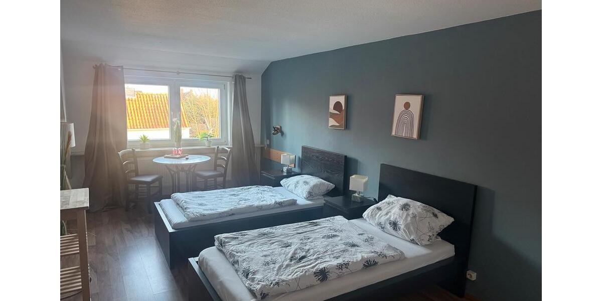 Etagenwohnung Hagen im Bremischen - 8 Zimmer, 400 m&sup2;, 20&euro; | Angebot:25340503