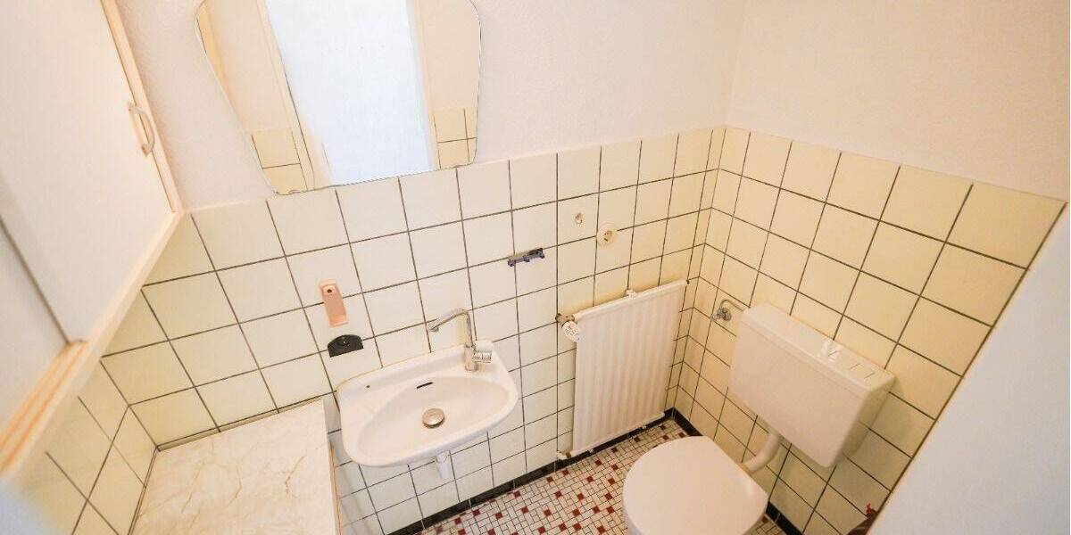 Einfamilienhaus Bremerhaven Schiffdorferdamm - 4 Zimmer, 112 m&sup2;, 219.000&euro; | Angebot:26824916