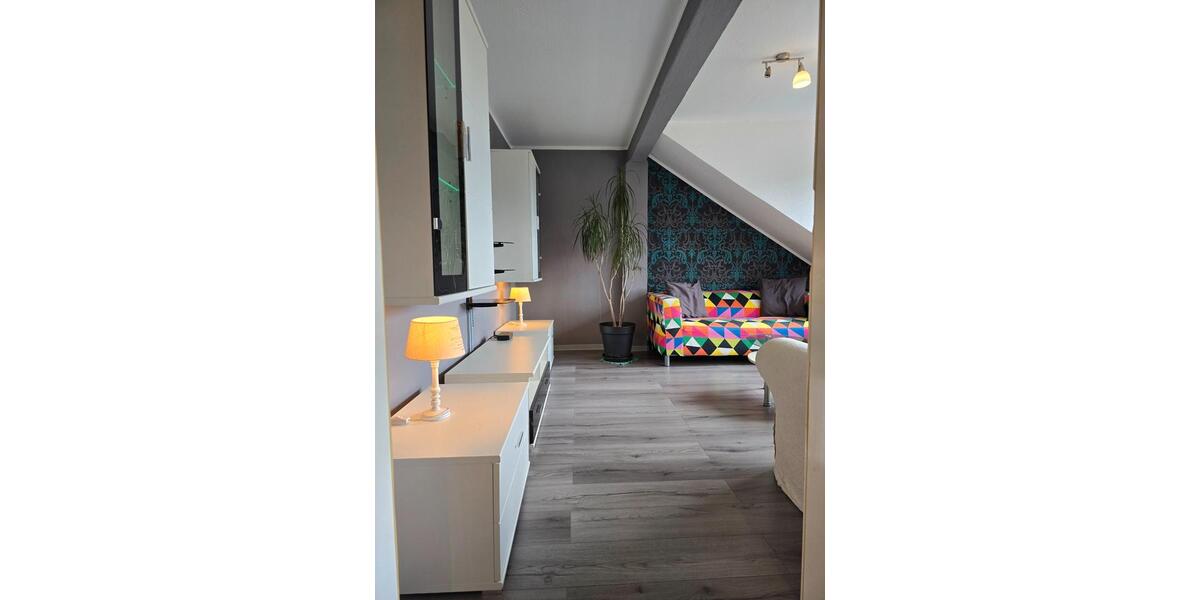 Dachgeschoßwohnung Wilhelmshaven Heppens - 2 Zimmer, 46 m&sup2;, 510&euro; | Angebot:26558043