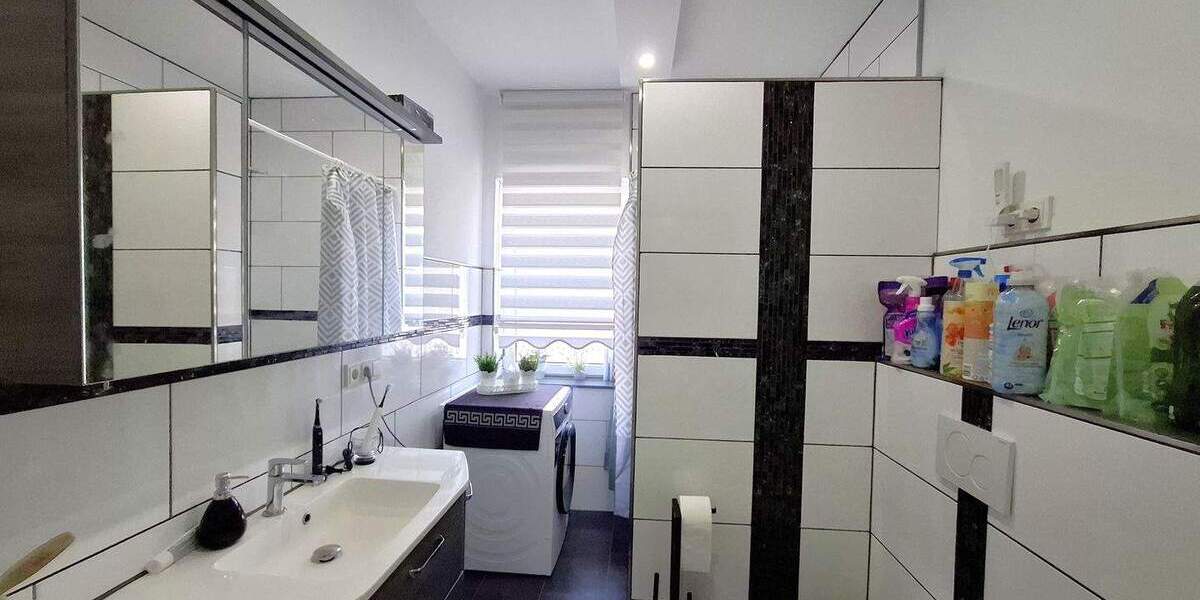 Mehrfamilienhaus, Wohnhaus Nordenham - 8 Zimmer, 192 m&sup2;, 329.000&euro; | Angebot:25735311