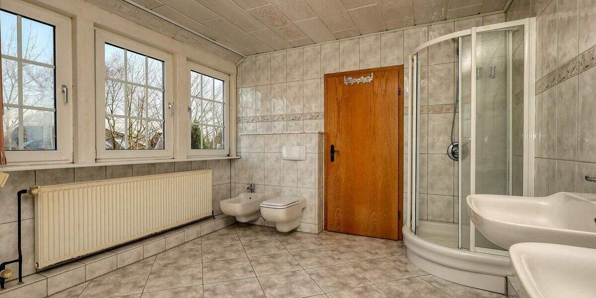 Einfamilienhaus Loxstedt Nesse - 5 Zimmer, 202 m&sup2;, 395.000&euro; | Angebot:25744108