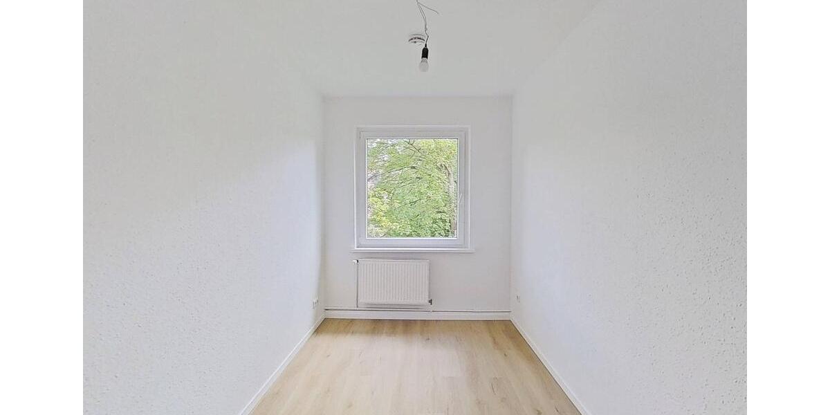 Etagenwohnung Nordenham - 4 Zimmer, 87 m&sup2;, 609&euro; | Angebot:26632535