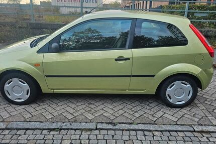 Ford Fiesta 150.000 km 1.100 € Bremen 28217