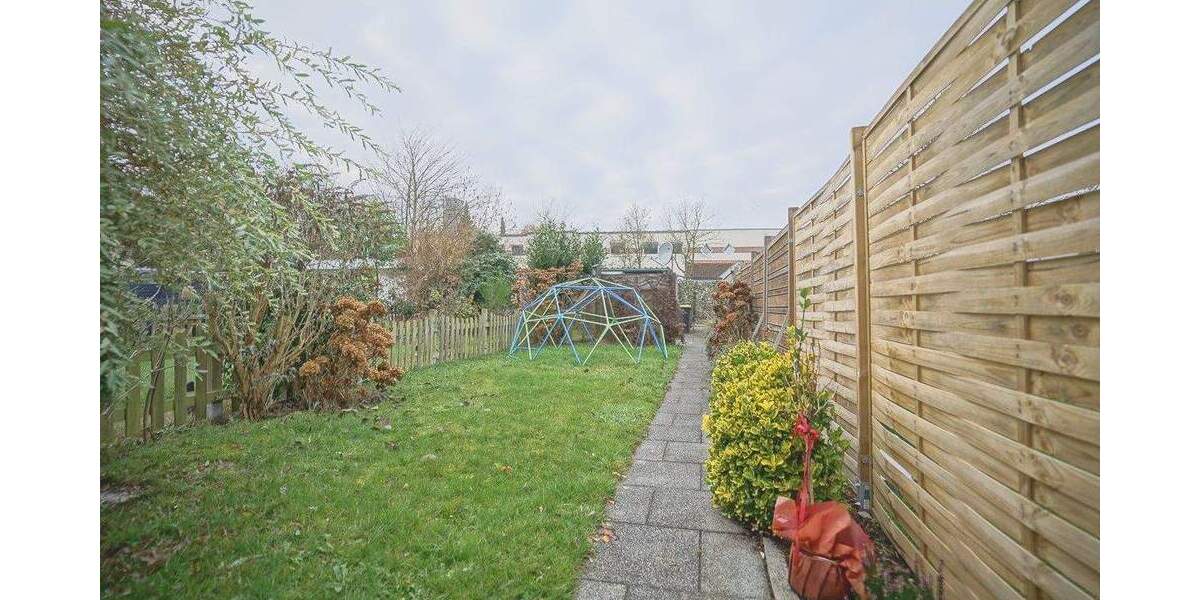 Volksbank Immobilien: Ein Reihenhaus für die ganze Familie! 6 zimmer