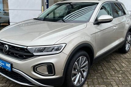 VW T-Roc 14.500 km 24.750 &euro; Brake / Unterweser 26919