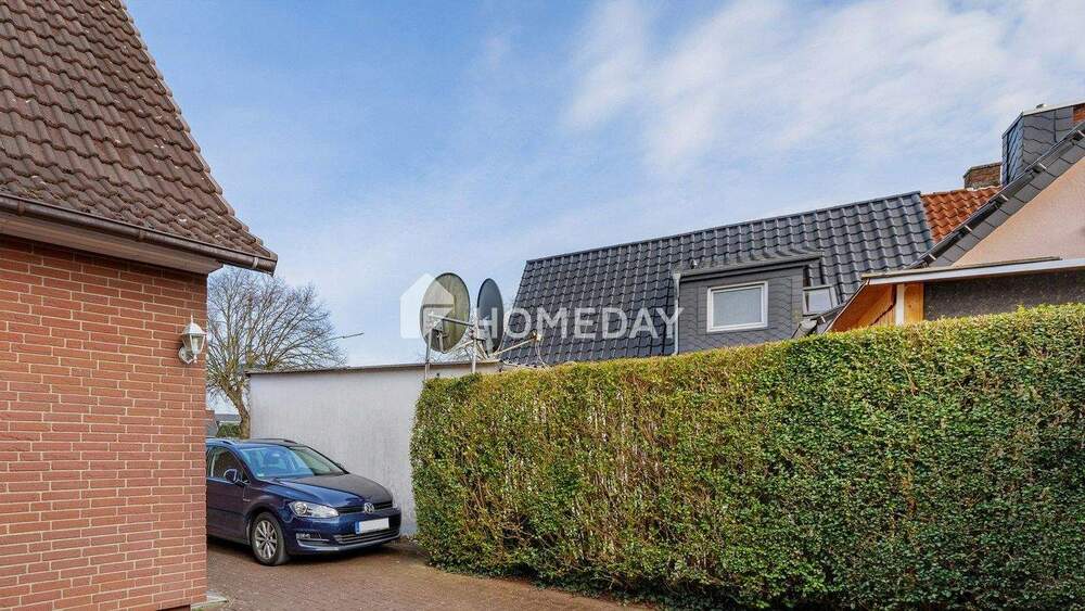 Gemütliche Doppelhaushälfte mit Potenzial - Ihr neues Zuhause wartet! | Bremerhaven Surheide 3 zimmer