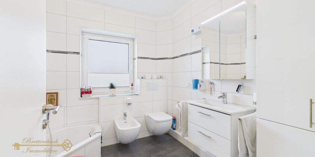 Etagenwohnung Geestland Debstedt - 4 Zimmer, 96 m&sup2;, 299.000&euro; | Angebot:24972681