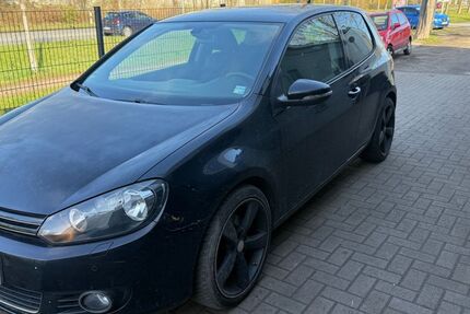 VW Golf 206.668 km 2.300 &euro; Bremerhaven 27572