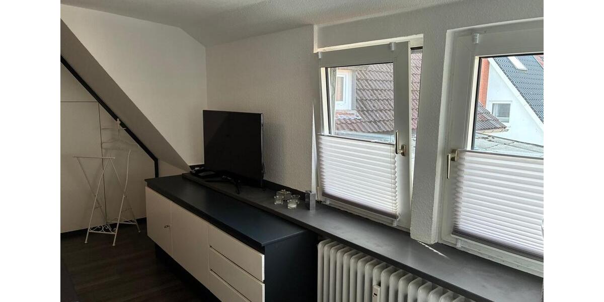 Dachgeschoßwohnung Bremerhaven Schiffdorferdamm - 3 Zimmer, 96 m&sup2;, 199.000&euro; | Angebot:25580552