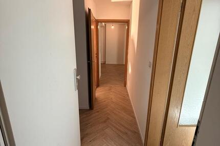 Wohnung Bremerhaven Geestemünde - 1 Zimmer, 40 m&sup2;, 400&euro; | Angebot:24700499