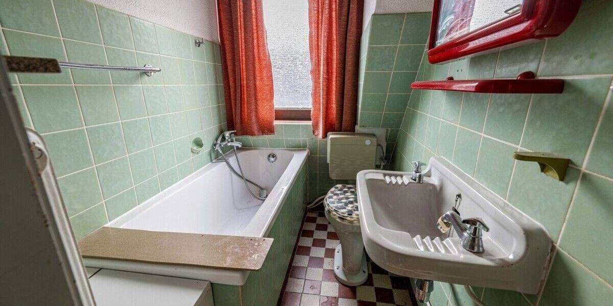 Einfamilienhaus Geestland Debstedt - 7 Zimmer, 121 m&sup2;, 195.000&euro; | Angebot:25676350